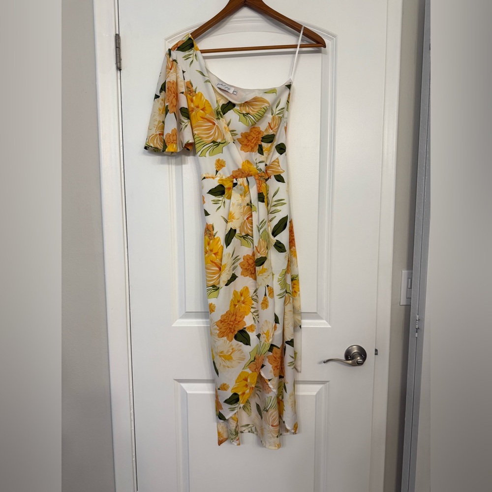 Petal & Pup One Shoulder Floral Dress in Yellow and Green